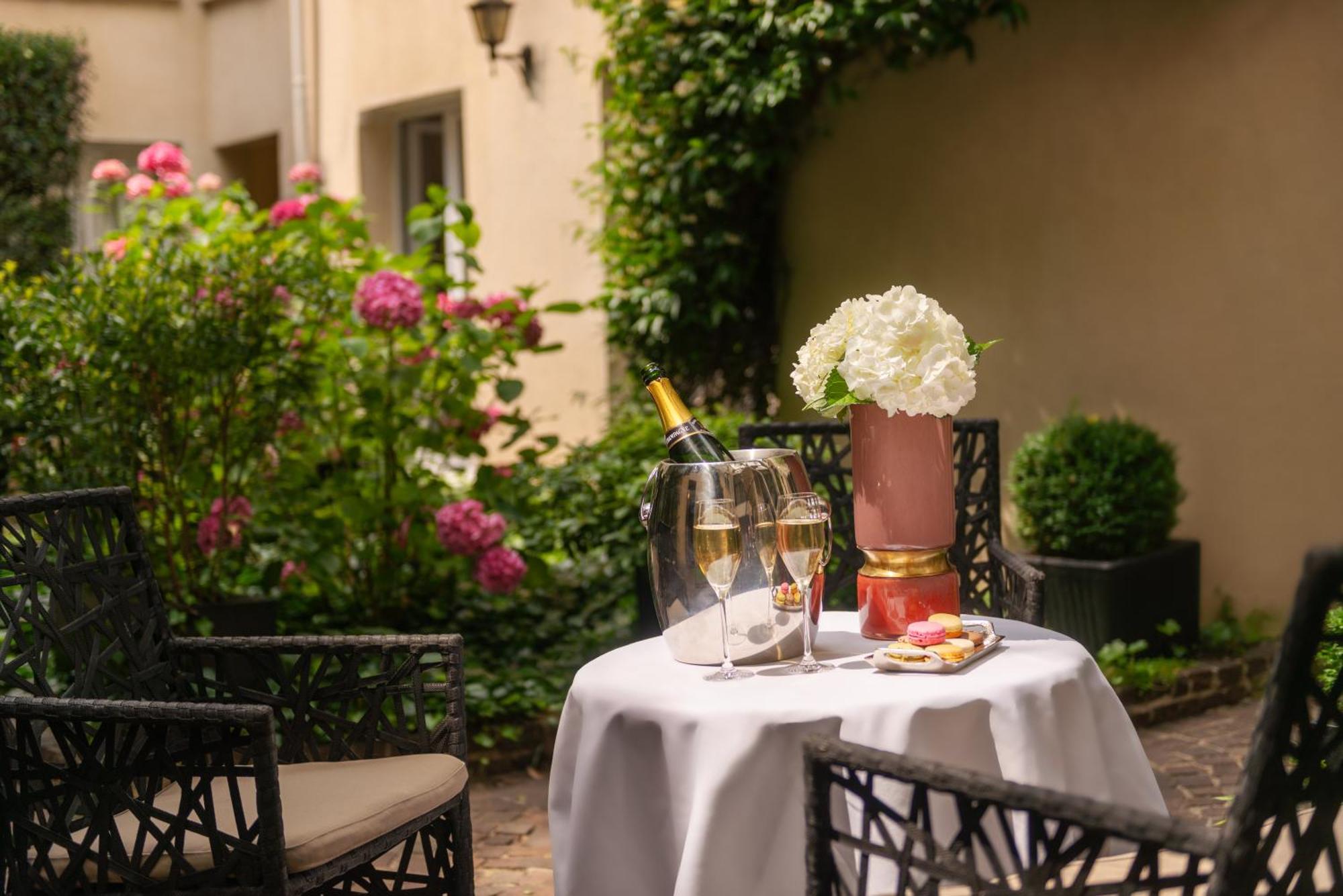 Le Patio Bastille Paris Exterior photo